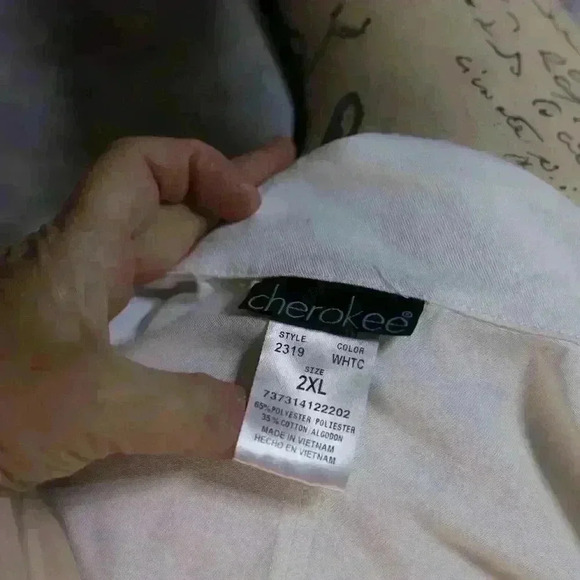 Cherokee Infinity Women's 40" Lab Coat - XXL - Picture 13 of 14